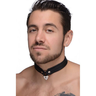 BG-31 Locking Heart Collar