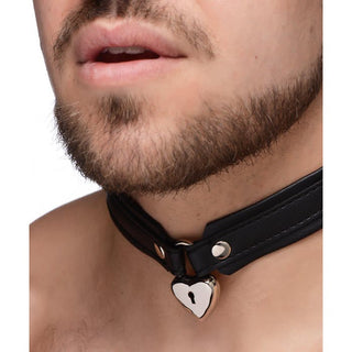 BG-31 Locking Heart Collar