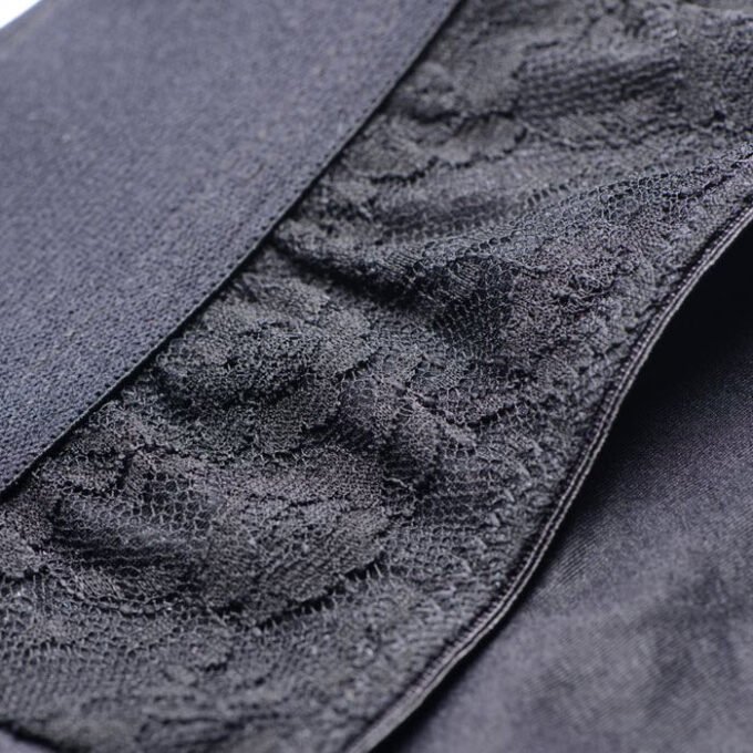 AR-858 Lace Envy Black Crotchless Panty Harness S/M - Imagen 5
